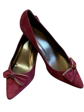 Talbots Della 2 Suede Bow Kitten Heel Pumps Maroon with Gold Accent Women size 8